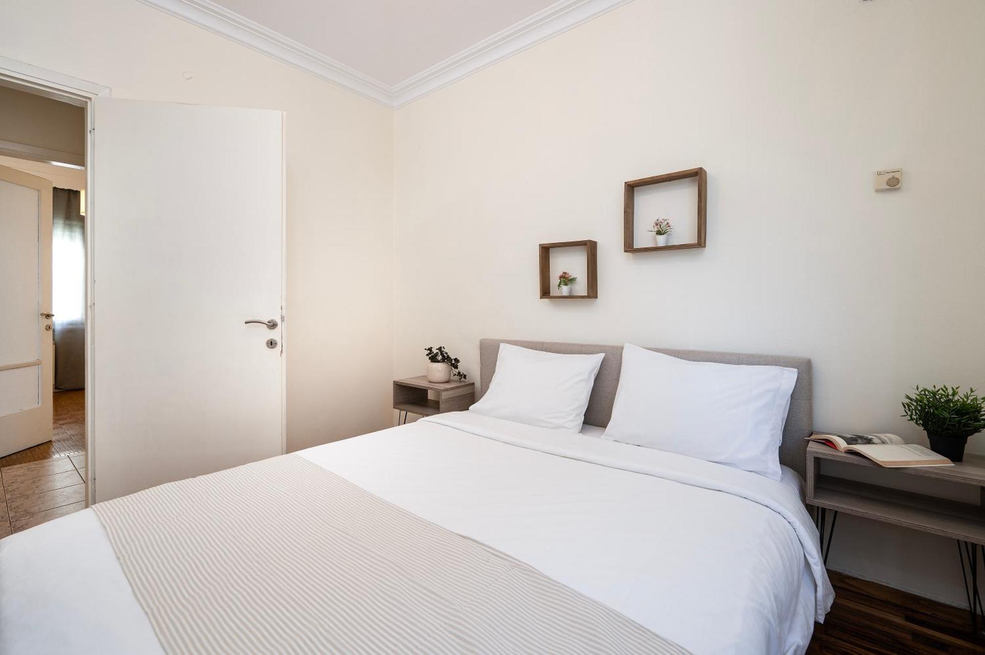Houseloft Seaside Getaway Apartment Tesalonika Bagian luar foto